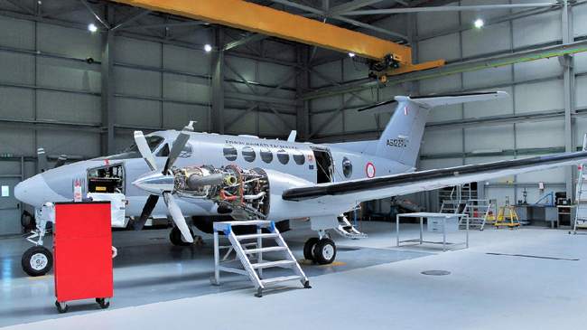 Aircraft maintenance showcasing Yes2Ship's AOG services for urgent spares in transit, ensuring rapid import/export solutions.